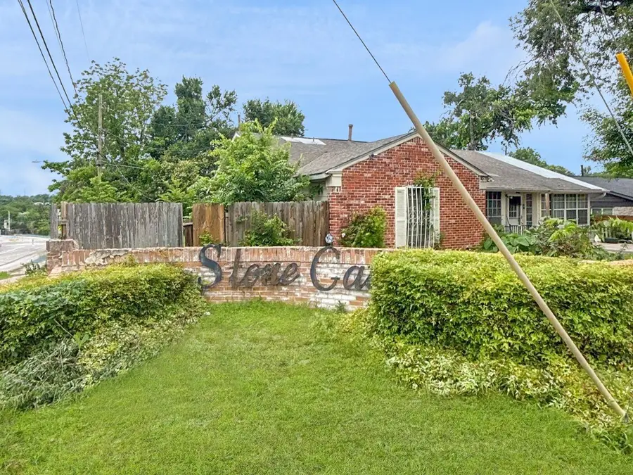 5205 Stone Gate Dr, Austin, TX 78721 - #2