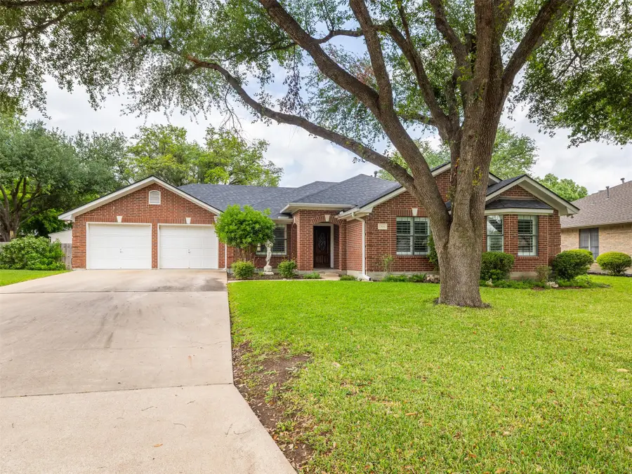 1304 Sagewood Dr, Taylor, TX 76574 - #3