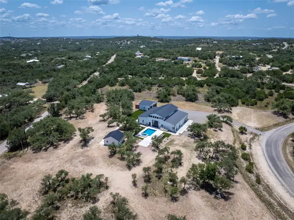 1118 Harmon Hills Rd, Dripping Springs, TX 78620