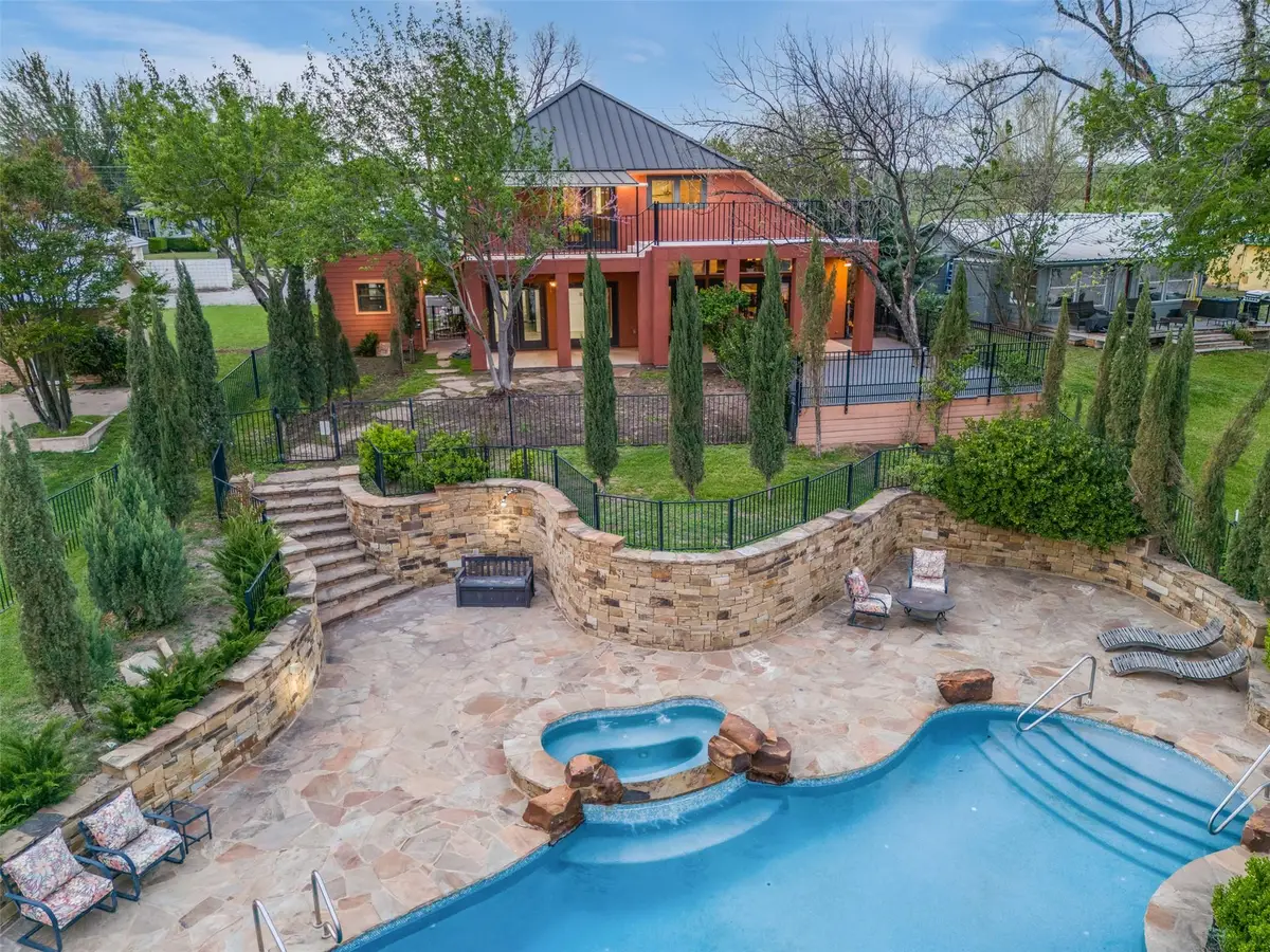 2450 River Oaks Dr, Kingsland, TX 78639 - Image #1