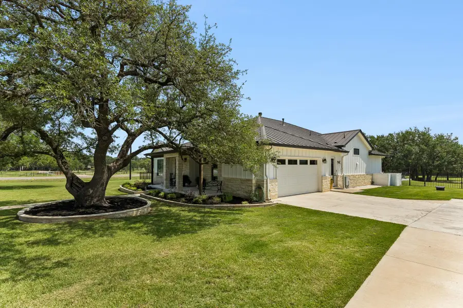 111 Craigen Rd, Liberty Hill, TX 78642 - #3