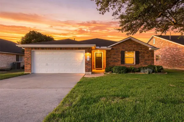 613 Glen Valley Ln, Leander, TX 78641