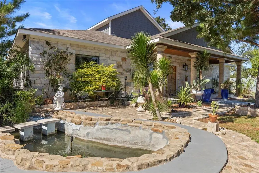 376 Alta Vista Dr, Bastrop, TX 78602 - Image #2