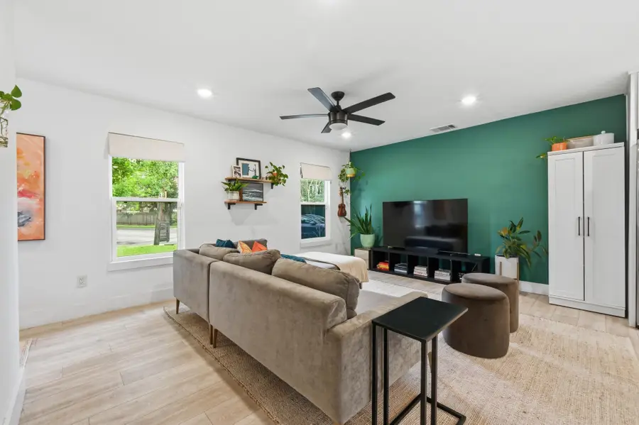 1406 Camelot Cir #1, Austin, TX 78745 - #3