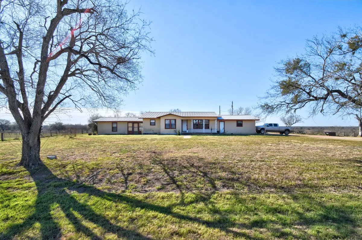1017 Us Highway 87 E, Smiley, TX 78159 - #1