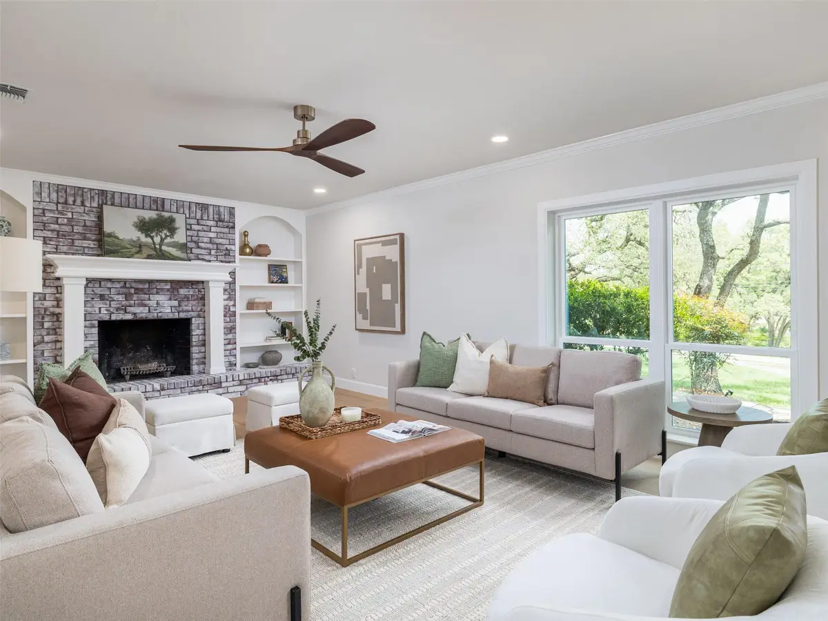 701 Oakwood Ln, Dripping Springs, TX 78620 - #1