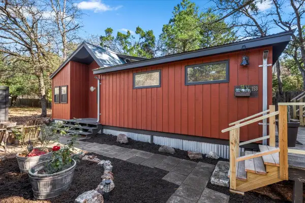 153 Old Wingo Pl, McDade, TX 78650