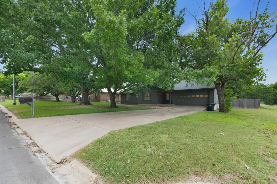 1501 Wofford Dr, Burnet, TX 78611 - #3