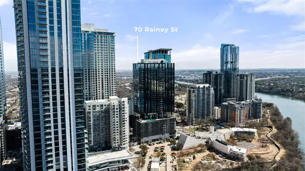 70 Rainey St #2106, Austin, TX 78701
