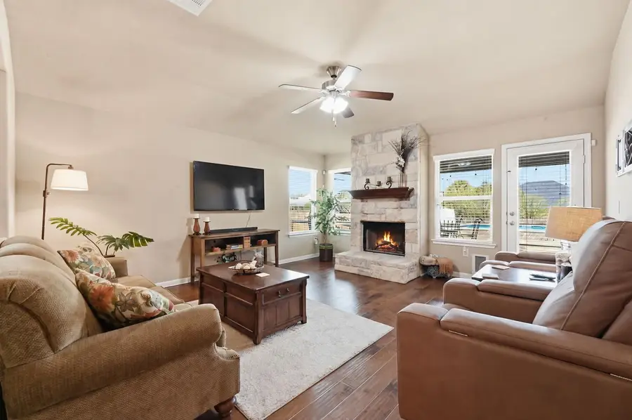 209 Deep Creek Dr, Georgetown, TX 78626 - #3