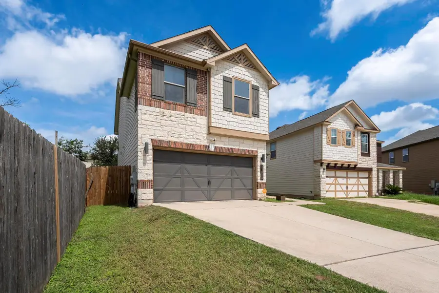 11212 Whitefaulds Dr, Austin, TX 78754 - Image #2