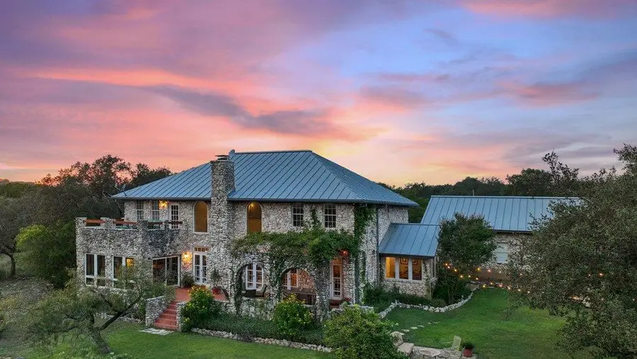 5229 Hupedo Ranch Rd, Spicewood, TX 78669 - #2