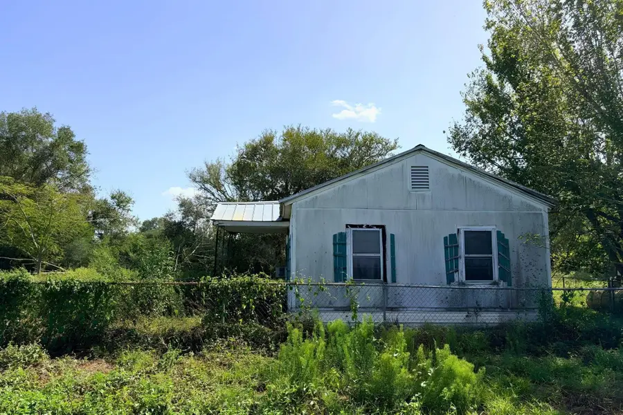 113 Krchnak Rd, La Grange, TX 78945 - #2