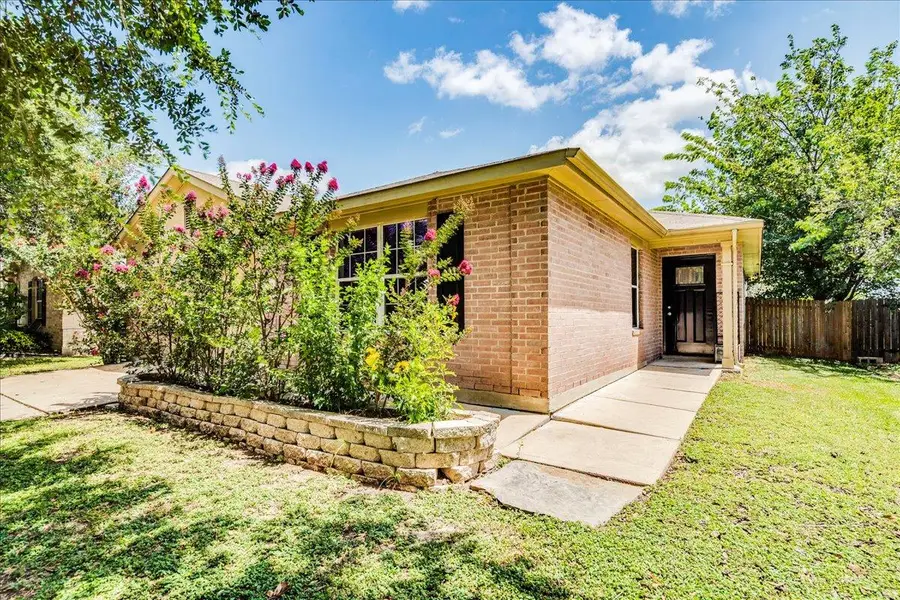 981 Goldenrod St, Kyle, TX 78640 - #3