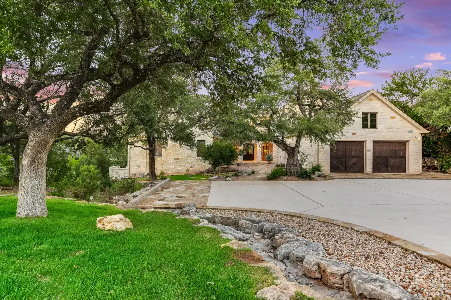 3004 Travis Lakeside Dr, Spicewood, TX 78669 - #3
