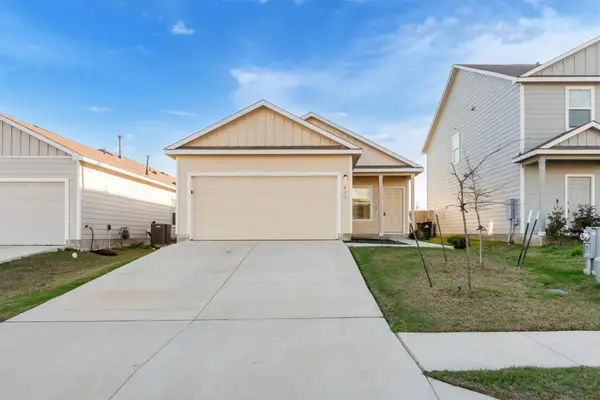 417 Soapstone Pass, San Marcos, TX 78656