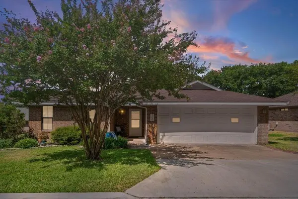 708 Cottonwood Dr, Burnet, TX 78611