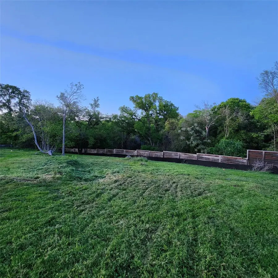 701 Montgomery St, Georgetown, TX 78626 - #2