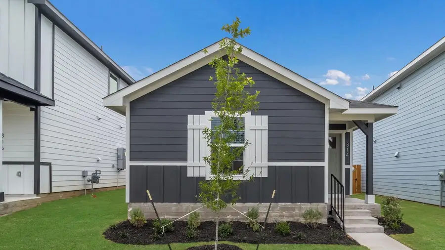 320 Santo Domingo Rd, Bastrop, TX 78602 - #3