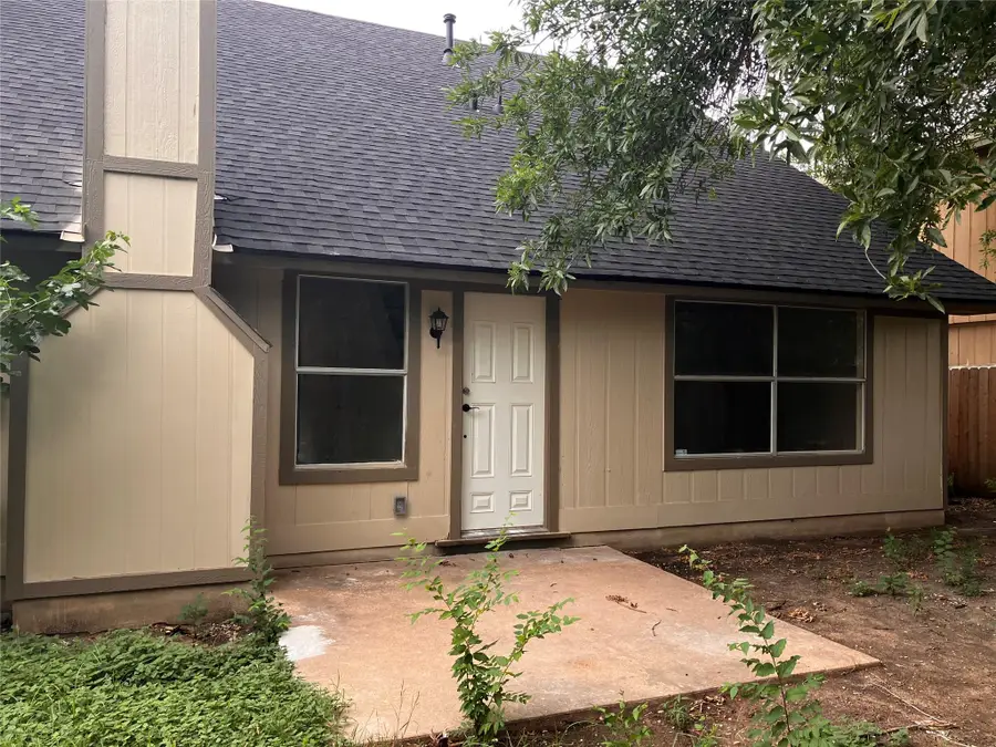 1302 Garden Path Dr, Round Rock, TX 78664 - Image #2