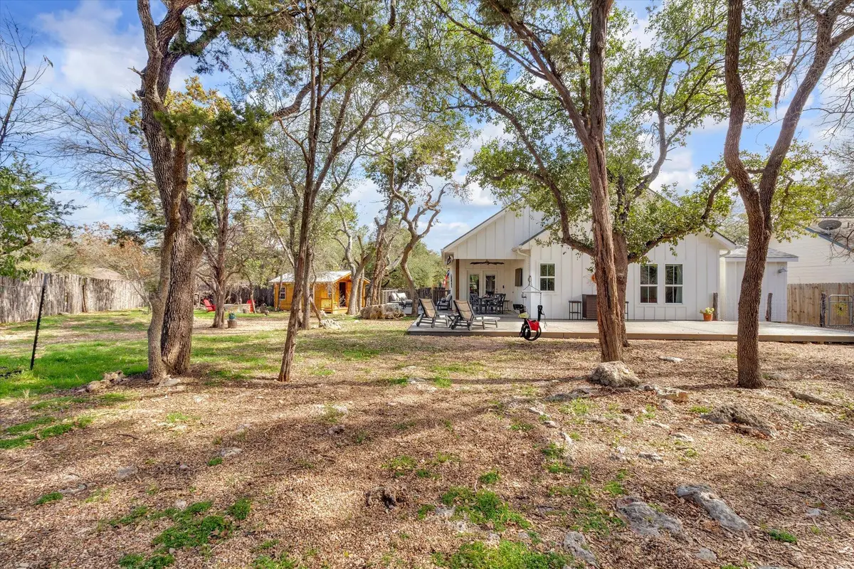 72 Woodacre Dr, Wimberley, TX 78676 - #1