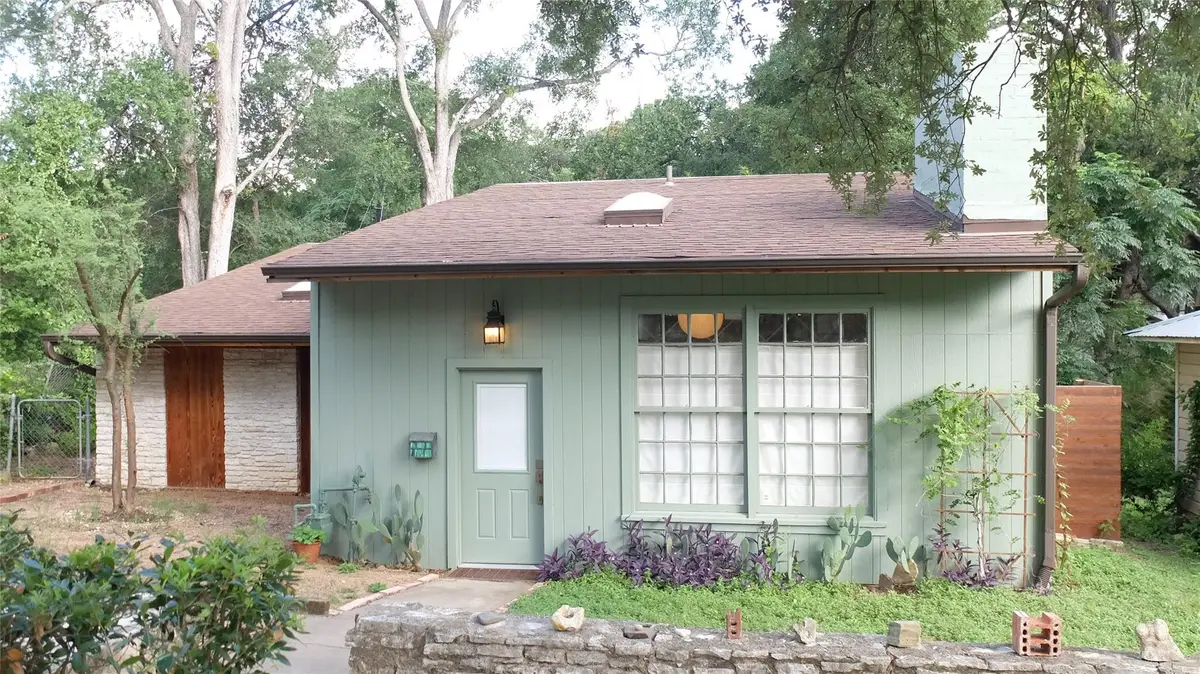 3302 Cherrywood Rd, Austin, TX 78722 - #1