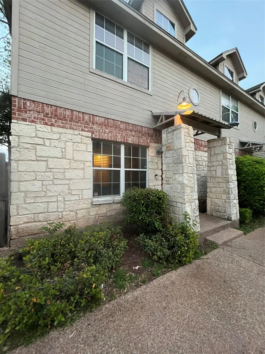 2101 S 7th St, Waco, TX 76706 - #2