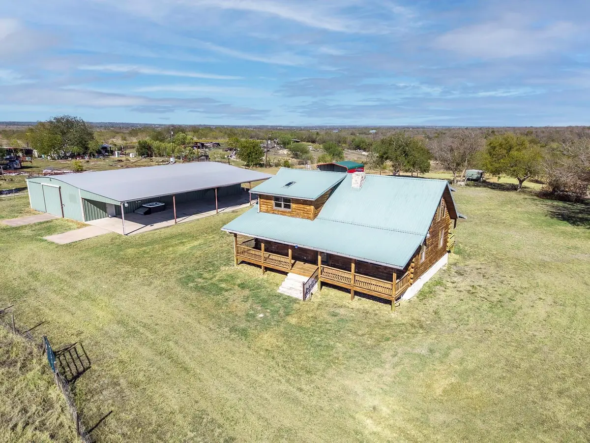 350 Hillview Rd, Dale, TX 78616 - Image #1