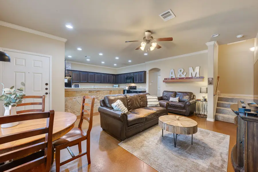 405 Momma Bear Dr, College Station, TX 77845 - #2