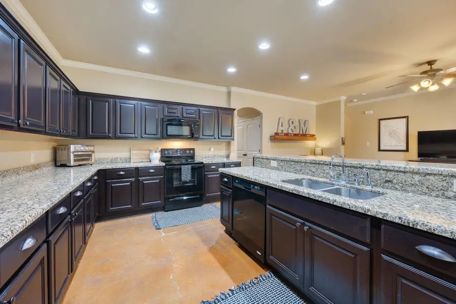 405 Momma Bear Dr, College Station, TX 77845 - #3