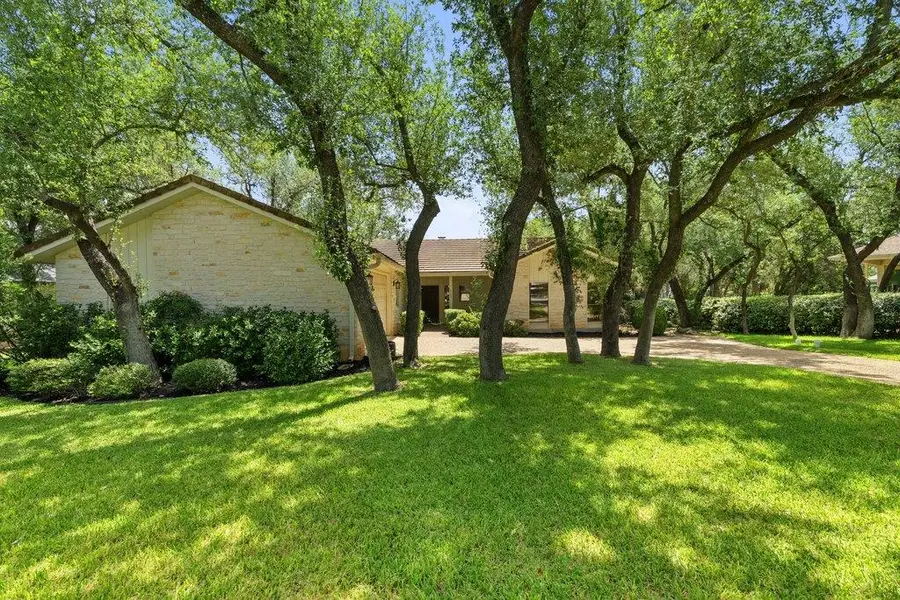 110 Blue Jay Dr, Lakeway, TX 78734 - #2