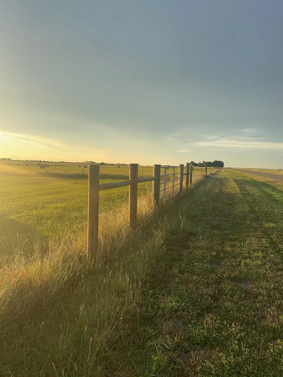 8038 Ohnheiser Kaase Rd, La Grange, TX 78945 - Image #2