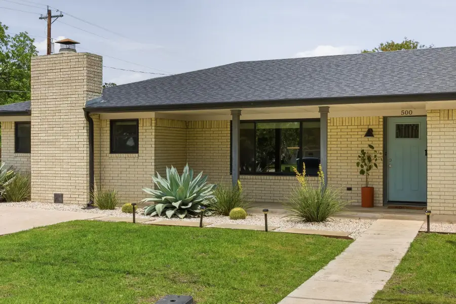 500 S Rio Grande St, Lockhart, TX 78644 - #3