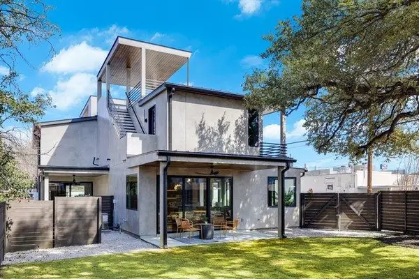 107 W Johanna St #B, Austin, TX 78704