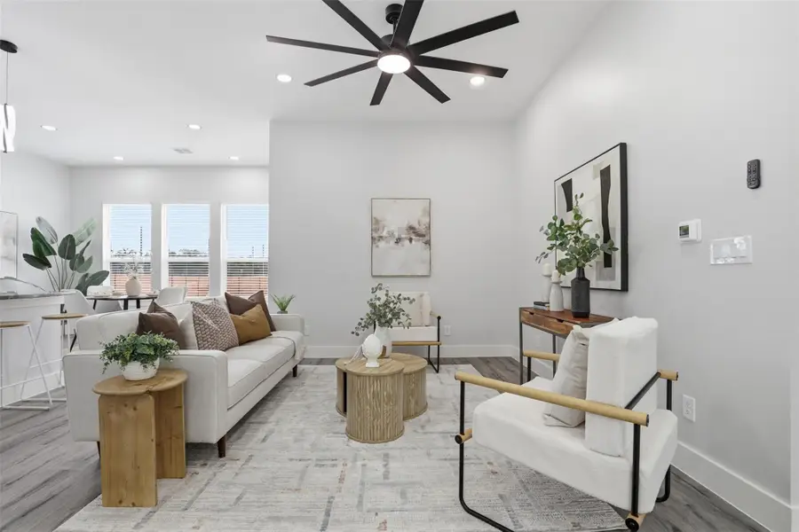 113 Los Robles Rd, Elgin, TX 78621 - #3