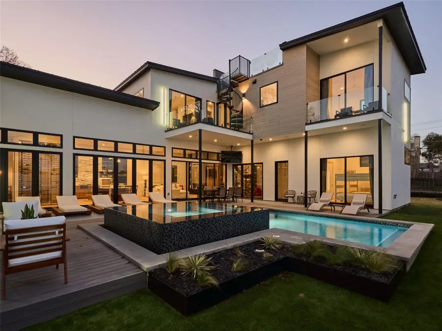 1604 Taylor Gaines St, Austin, TX 78741 - #2