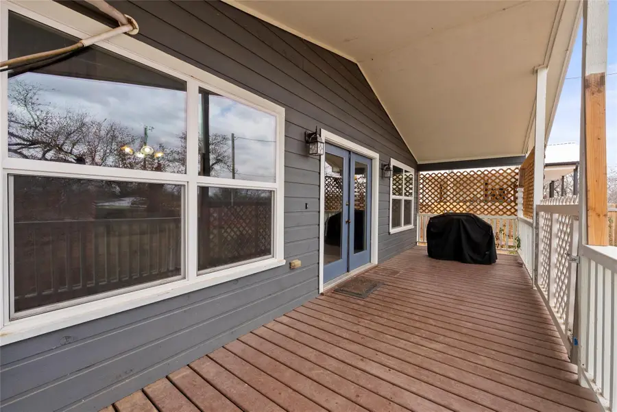 813 Airway St, Kingsland, TX 78639 - Image #2