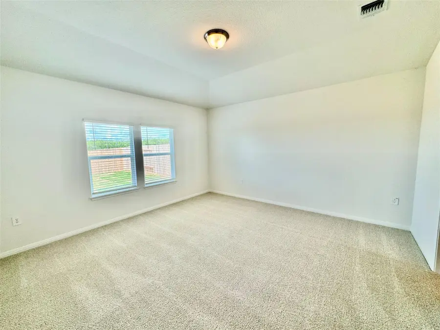 5016 Stockton Ln, Del Valle, TX 78617 - #3