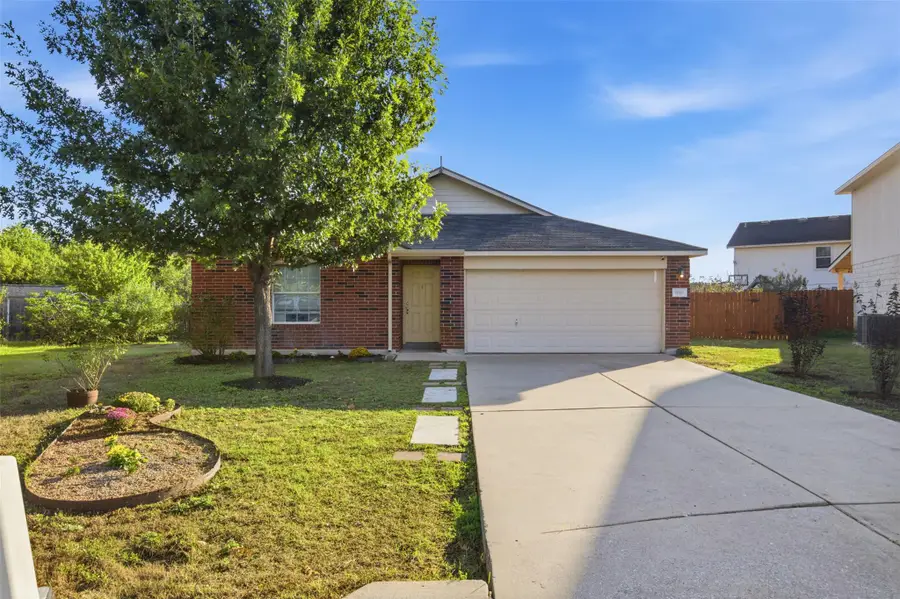 1010 Meandering Creek Cv, Georgetown, TX 78626 - #2