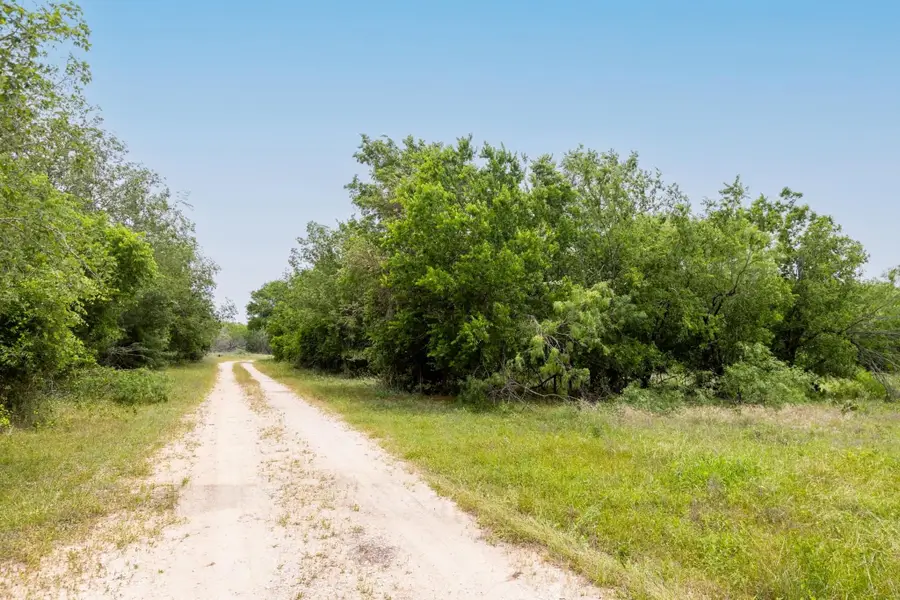 000 San Marcus Hwy, Luling, TX 78648 - #3