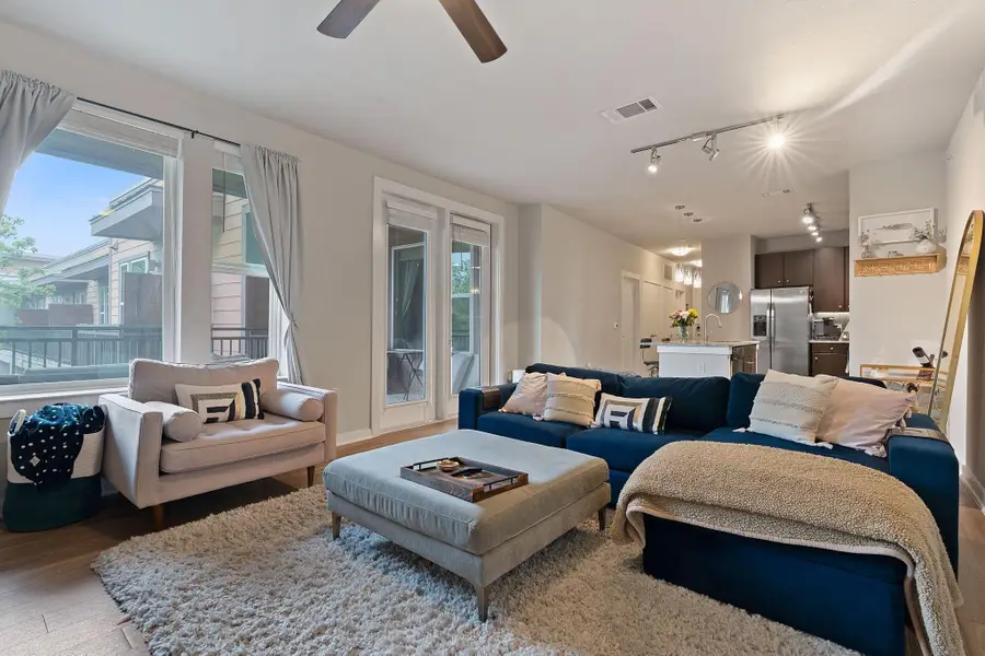 1900 Barton Springs Rd #5031, Austin, TX 78704 - #3