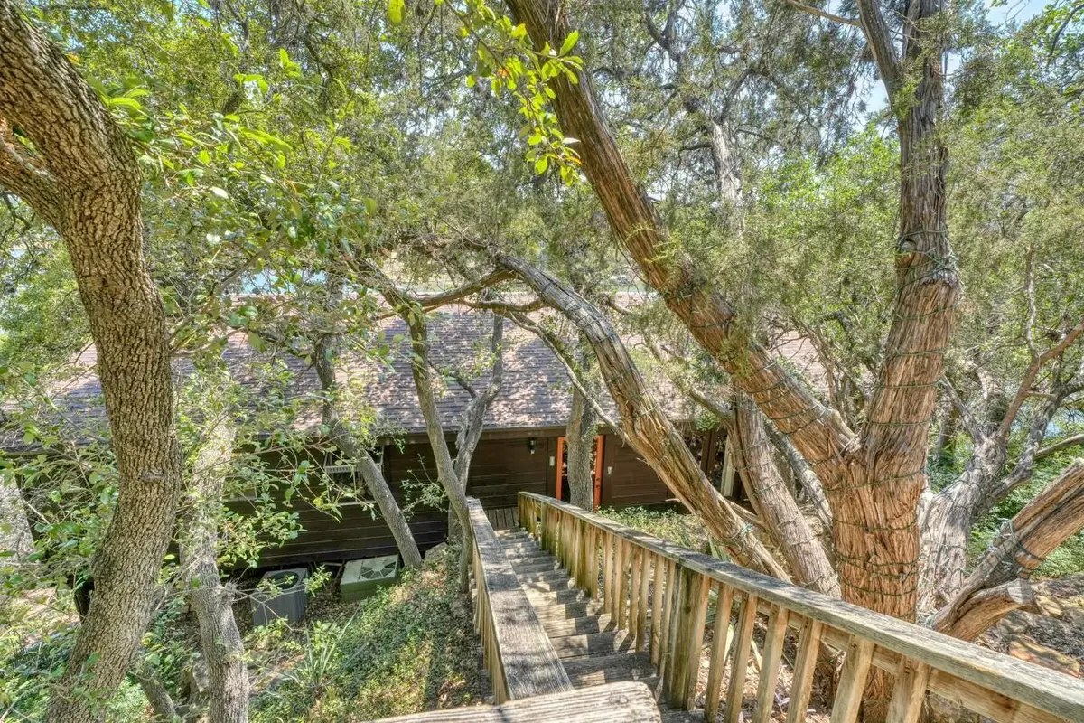 1013 Council St, Burnet, TX 78611 - #1