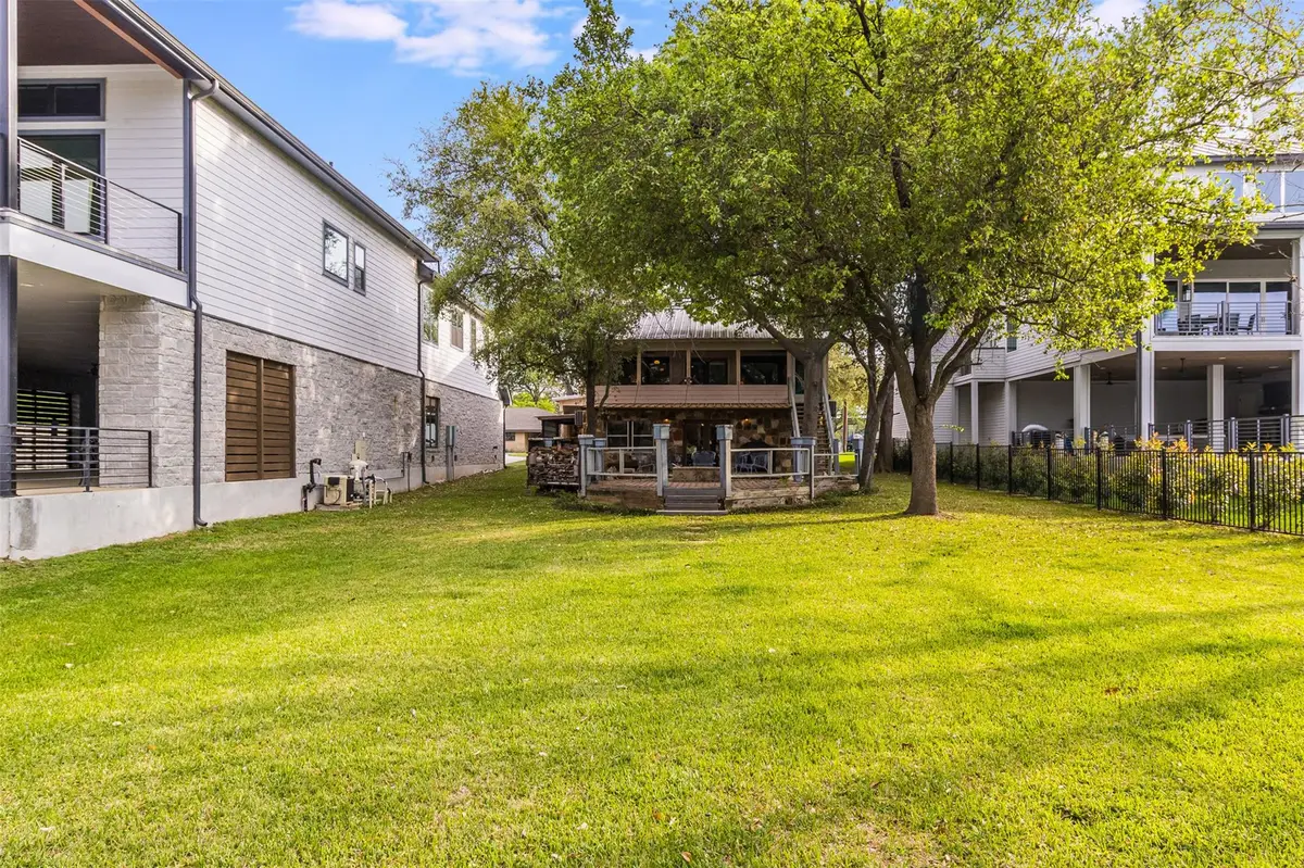 320 Harris Loop, Kingsland, TX 78639 - #1