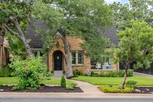 106 Laurel Ln, Austin, TX 78705