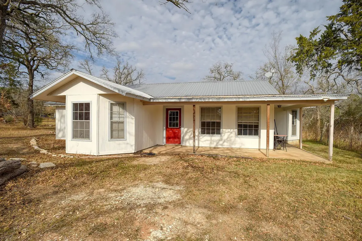 148 Pine Valley Dr, Paige, TX 78659 - Image #1