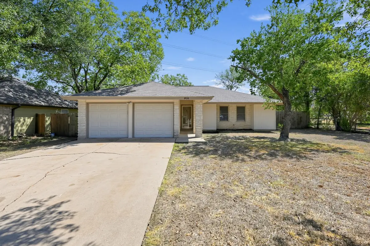 914 Garden Meadow Dr, Georgetown, TX 78628 - #1