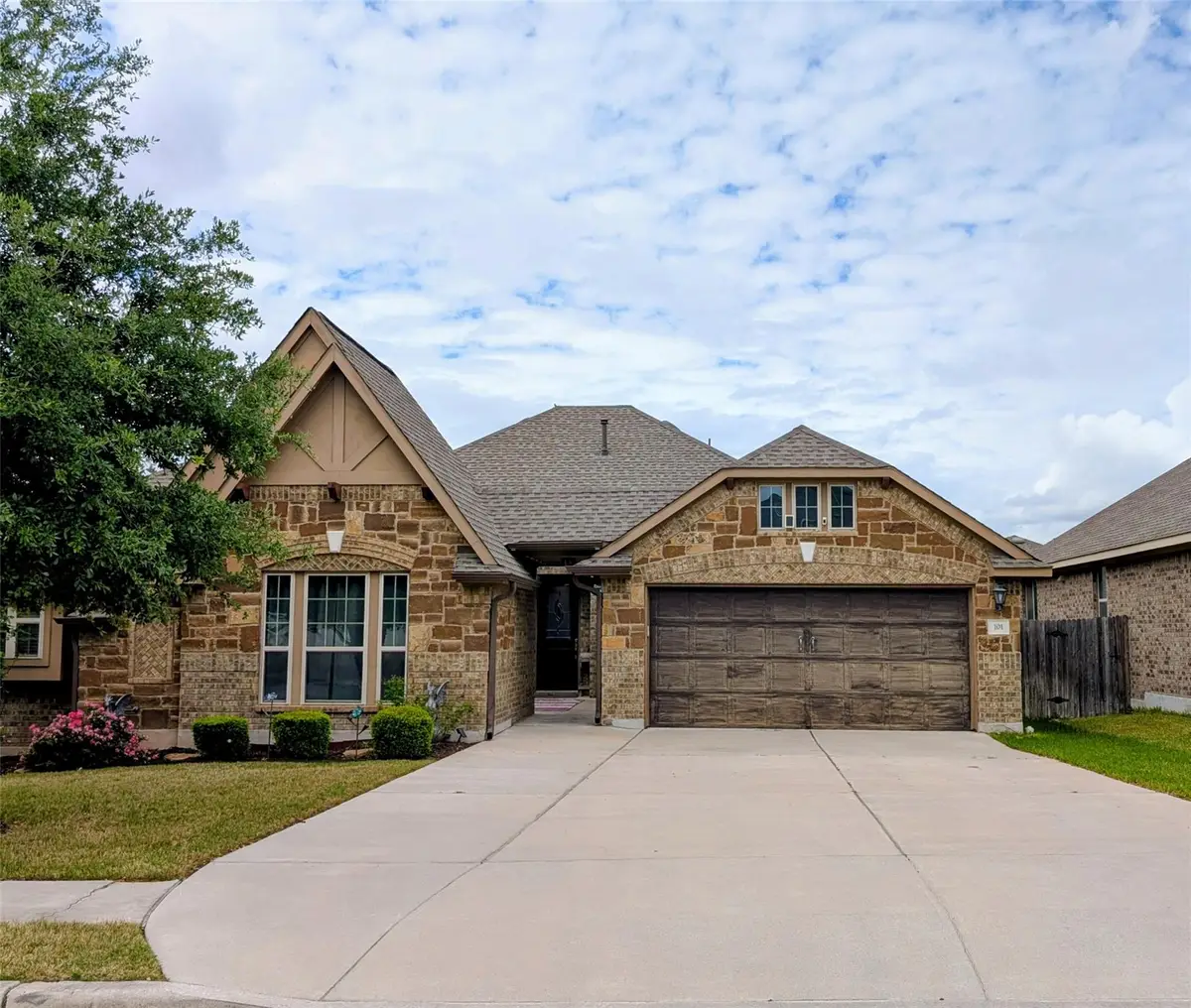 101 Lightcliff St, Hutto, TX 78634 - #1