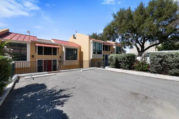 402 Hi Stirrup #E4, Horseshoe Bay, TX 78657