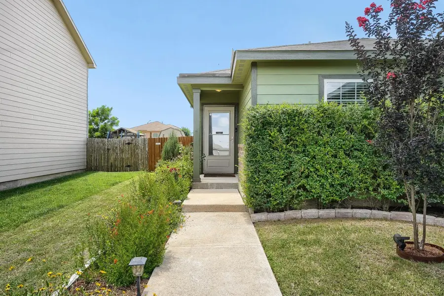 116 Millers Loop, Jarrell, TX 76537 - #2