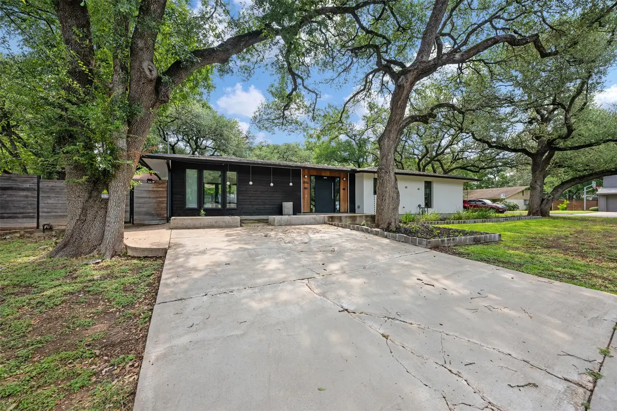8900 Point West Dr, Austin, TX 78759 - #1